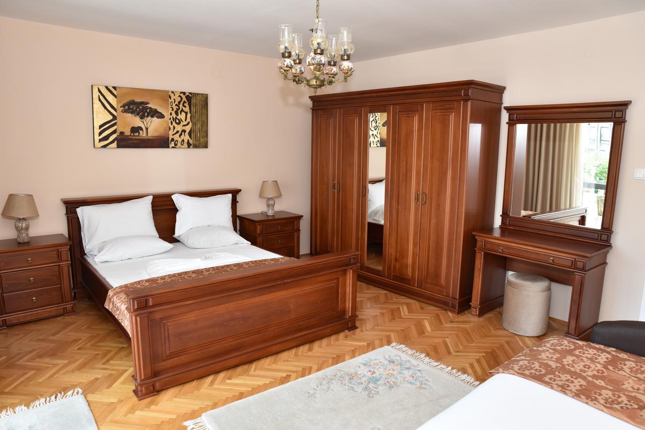 Guest House Evropa Ülgün Dış mekan fotoğraf