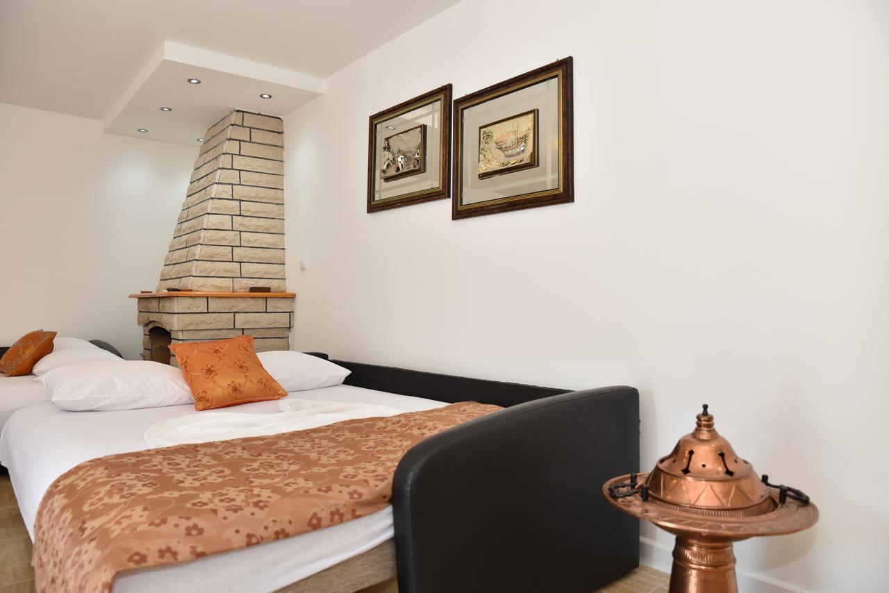 Guest House Evropa Ülgün Dış mekan fotoğraf